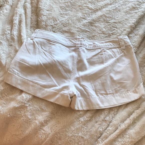 Express White Shorts - Size 10 - Picture 2 of 5